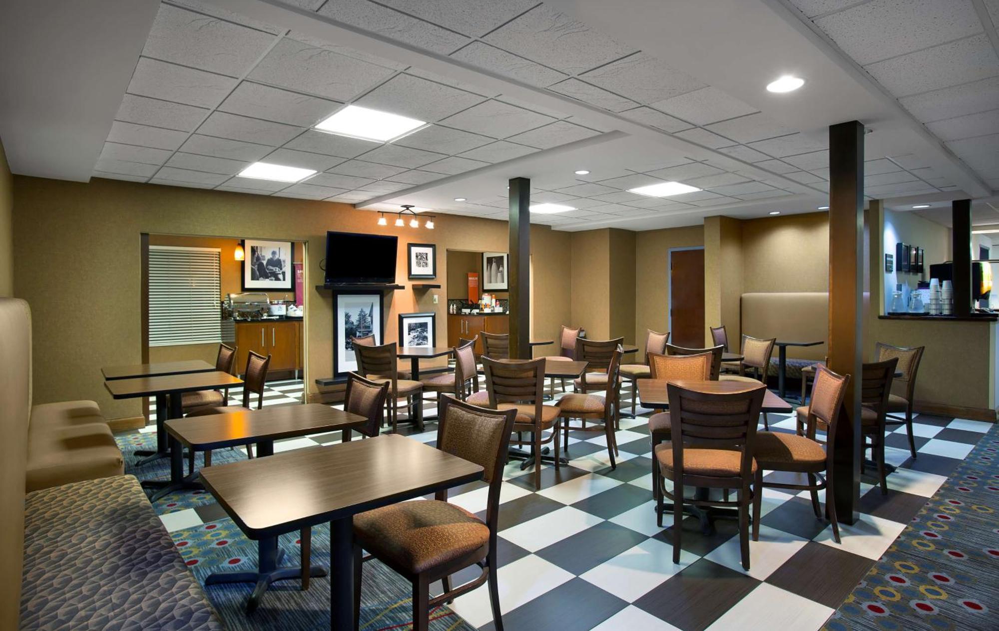 Hampton Inn Helen Ngoại thất bức ảnh