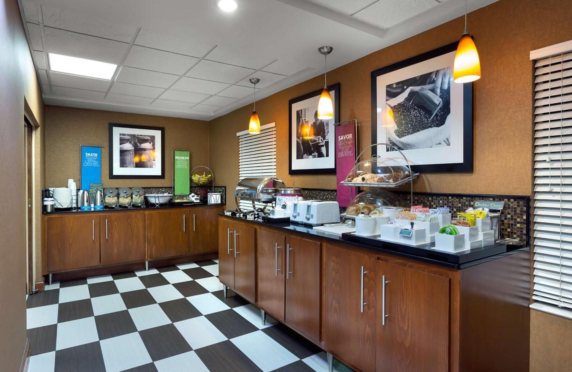Hampton Inn Helen Ngoại thất bức ảnh